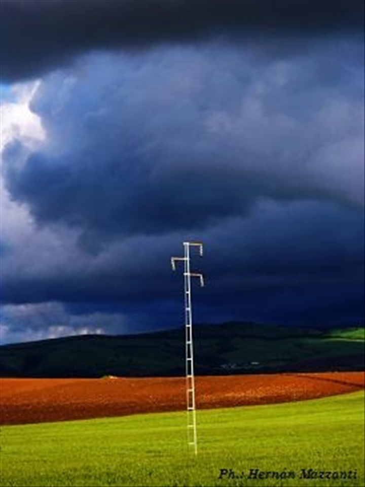 2011, November. The Euro-crisis was arriving over Spain. December 2012 the Maya´s predicted the End of the World. I saw it coming!