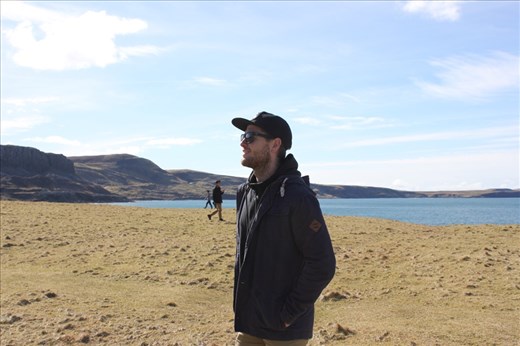 Don't let the sun deceive you.. it was freèeeeeezing! 