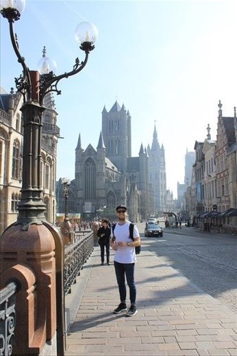 Lovely Ghent.. even lovelier when it's 22 degrees and no jumper is required!