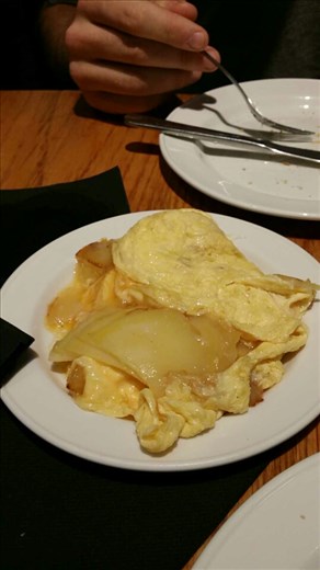 One of the more traditional Spanish tapas.. potato and egg omelette kinda thing. . Deeelicious and buttery