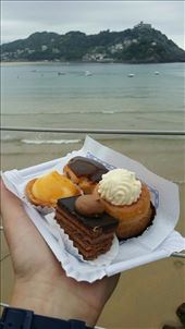 We went with the bite size treats so we could taste more: by hethoandstokesyseuropeanadventure, Views[189]