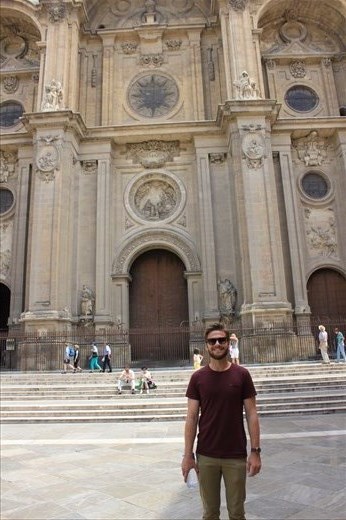 The big ass Granada cathedral