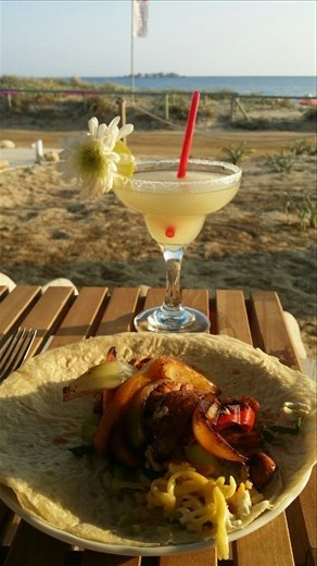 The best Mexican in the world according to the lonely planet was right there in Naxos!  And it was goooooood