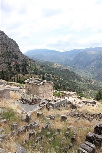 Lovely Delphi