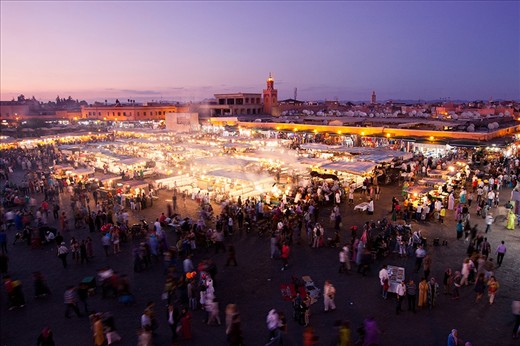 Jamee Al Fanaa : It`s Ali Baba’s cave in the heart of the red City !.. All kinds of objects can be found here, from traditional Moroccan slippers and spices to pottery and leather goods.