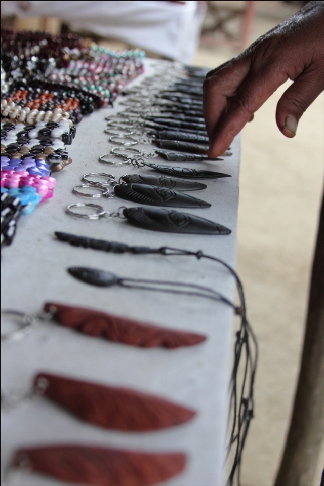 A gift from the village of Sade, miniature Sasak tribe that the material is made of buffalo horn.