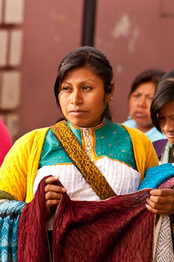 Selling their textiles