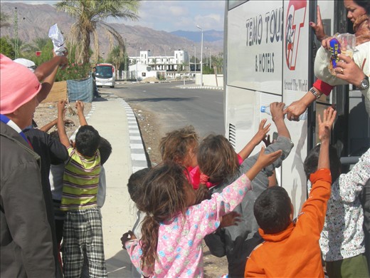 I never seen conditions like this. One bottle of water and a loaf of bread is very meaningful to them. Why should children? why should my little angels? without knowing my tears flowed.