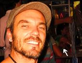 The real reason people take selfies!: by homeless_harry, Views[461]