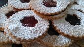 Linzer Cookies, finished: by hungarybuddha, Views[333]