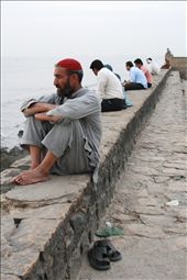 In the evening, locals relax on the shores of Sea-view beach in Karachi. This was my first time at an actual (oceanic) beach in nearly 20 years. I was born in Pakistan but grew up in Toronto, Canada so experiencing the Indian ocean & the Arabian Sea up-close was a surreal experience.: by iamrahma, Views[1296]