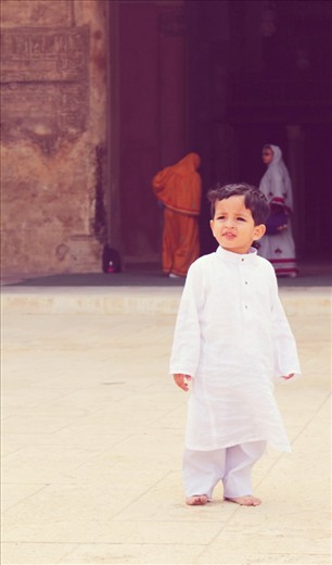 The kid is moving forward. ALONE !