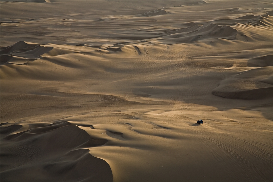 Exploring the dunes in a 4x4.