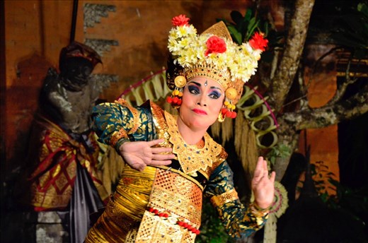 The dance of eyes and hands