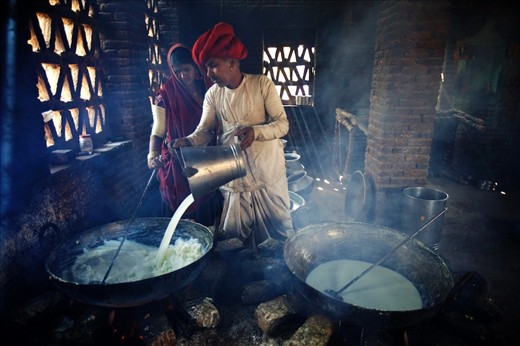 This Rabari couple earns their livelihood by making cheese from goatmilk