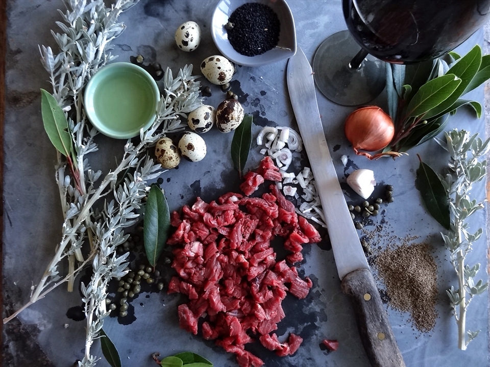 pre mixed tartare ingredients 
