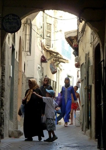 Family errands I'm sure, but such a delight of contrasts for this observer