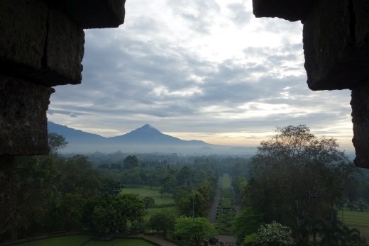 Ochtendgloren vanaf Candi Borobudur