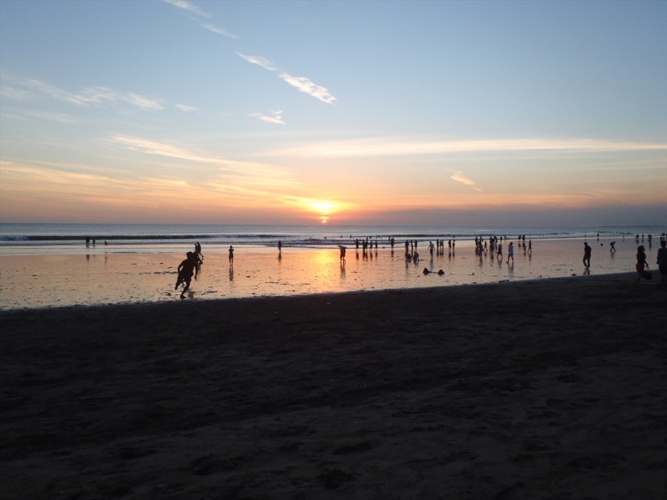 Kuta Beach, Bali. People gathering for the best show of the day.