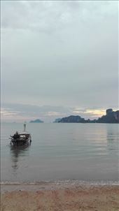 by iuggyandcele, Views[204]