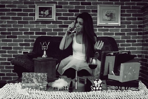 Why don't you love me?/Mi casa