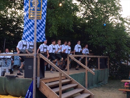 Oompapa dancing at the Cheimsee festival