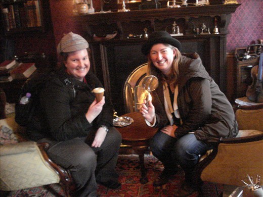 Sherlock Holmes & Dr Watson