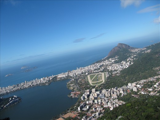 view of Lagoa Rodrigo de Freitas taken from the Trem do Corcovado (cog train)