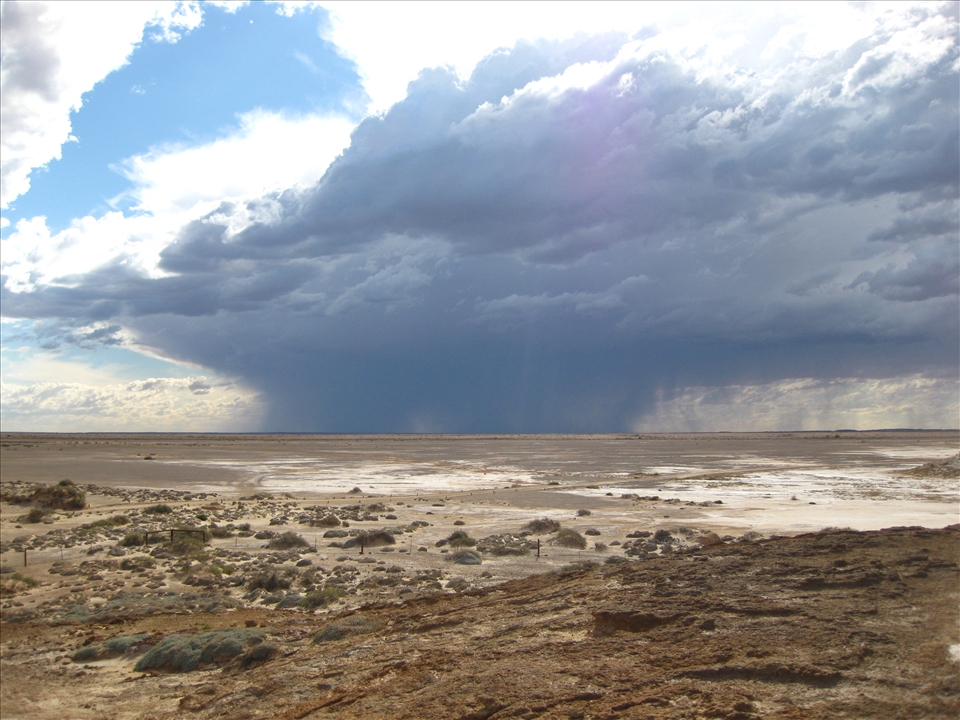 Over a dry dessert in South Australia a massive storm moves in to give it life.