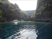 Entrance to the Barracuda Lake, Coron, Palawan. Dive to 12m and the water changes to the temperature of bath water.: by jambopablo, Views[376]