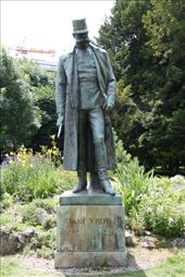 by james74, Views[143]