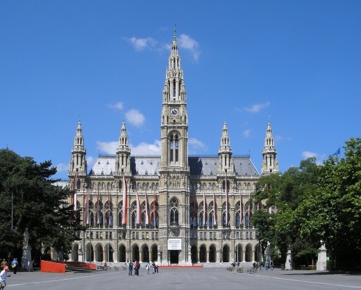 Vienna City Hall (Rathaus)  - Author Gryffindor