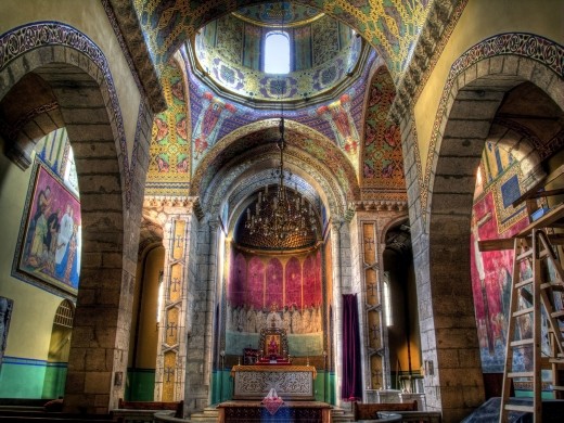 Armenian Church Interior - Author Robin Schuil