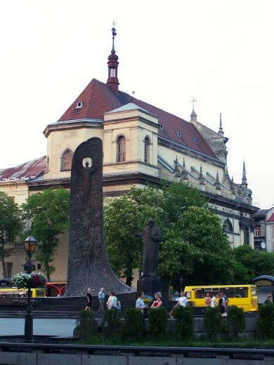Jesuit Church and Taras Shevchenko Memorial - Author Lestat Jan Mehlich