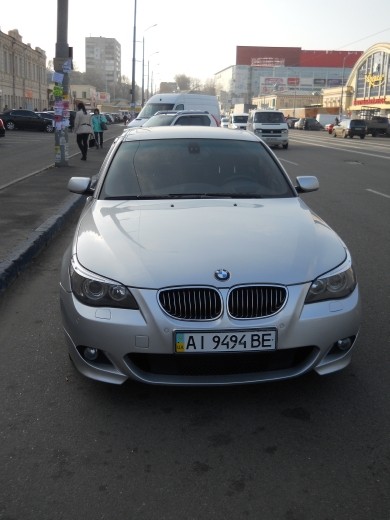 Dnepropetrovsk is a city of contrasts.