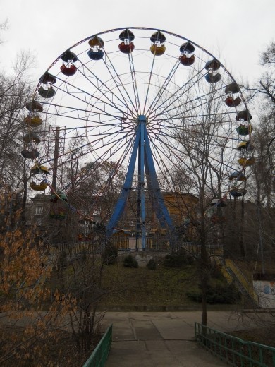 The Ferris Wheel at Globy Park.