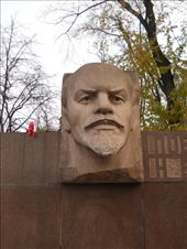 Lenin at Lenin Park.: by james_tesol_teacher, Views[537]