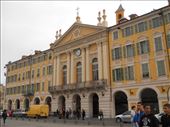 Garibaldi Square in Nice: by james_tesol_teacher, Views[172]