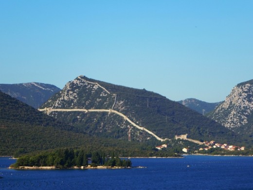 6km wall of  a castle Croatia