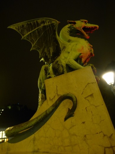 Ljubljana dragon, at dragon bridge