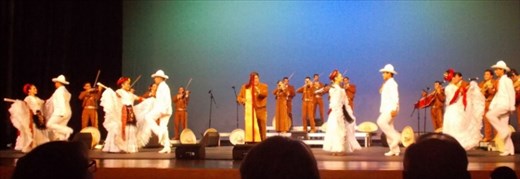 Folklorico dancers with the band