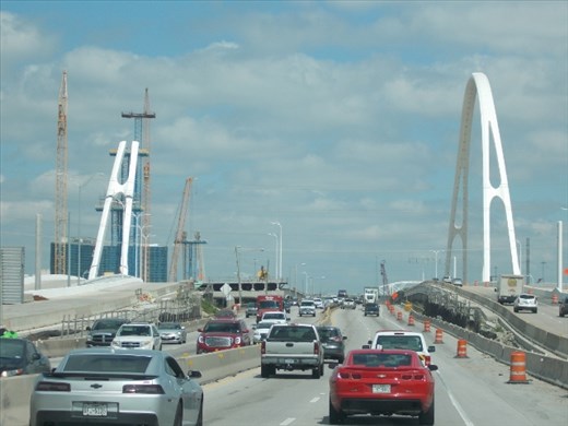 The twin arches of the Margaret McDermott Bridge (not complete)