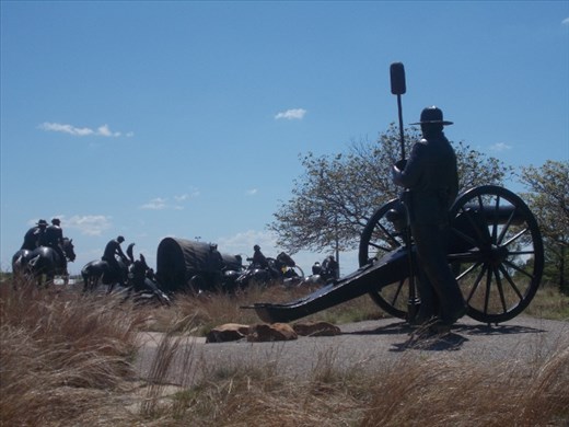 Centennial Land Run Monument - The cannon was fired to start the run