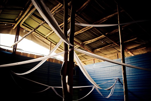 Toilet paper as a wedding decoration never looked so good.