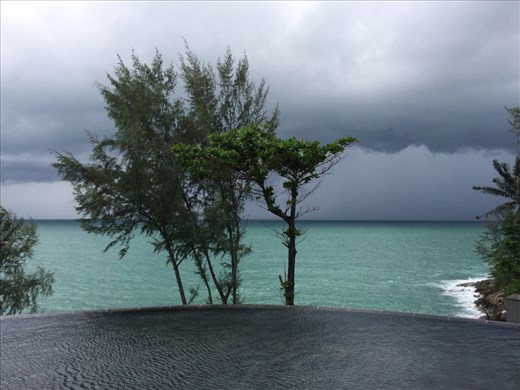 There's a storm coming!