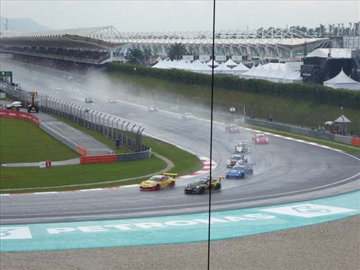 The Porsche race in the rain