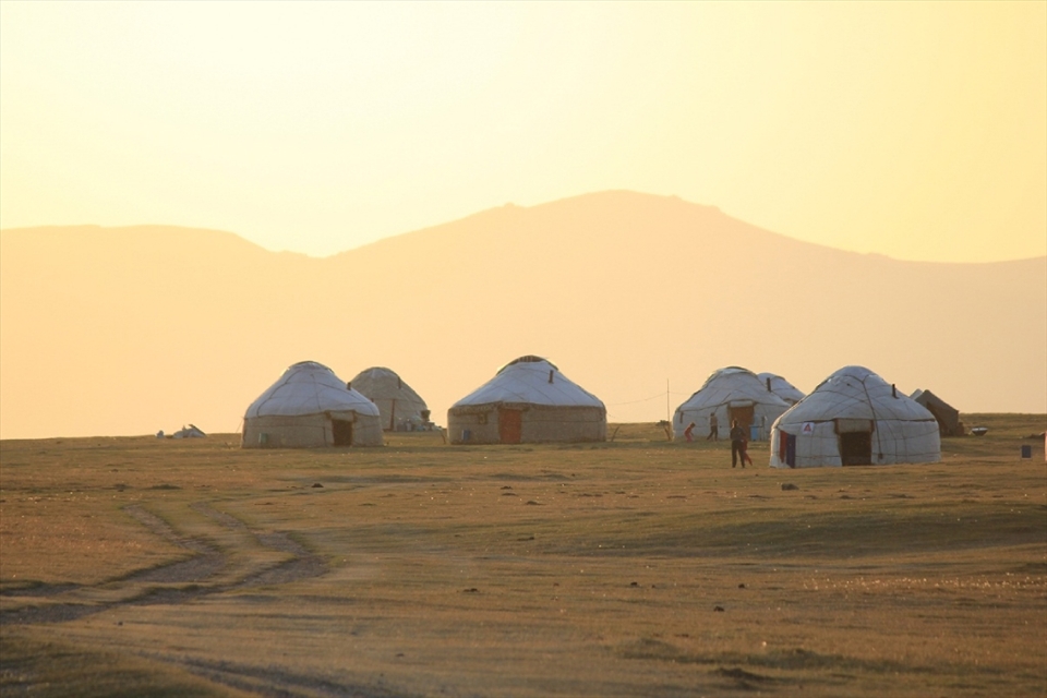 For most families the summer is the only season to earn money for making it through winter. The highland areas are not suited for staying during winter because of the snow. Therefore, they break up their yurts at the end of summer and move down to their poor shacks in the valley cities. In a way, Kyrgyz people may be referred to as ‘seasonal’ nomads.

Each spring, when the snow melts, the families take their yurt and other belongings again and move up the highlands. This seasonal nomadic cycle continues forever, only interrupted by occasional trips to the valley in the summer to sell cattle and stock up on goods. By spending time with Kyrgyz families, it becomes clear they value the nomadic life far above life in the cities. Summer means space, freedom and abundance.   