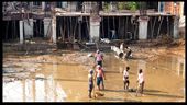 Laborious & dangerous construction practices are common throughout India: by jeremy, Views[344]