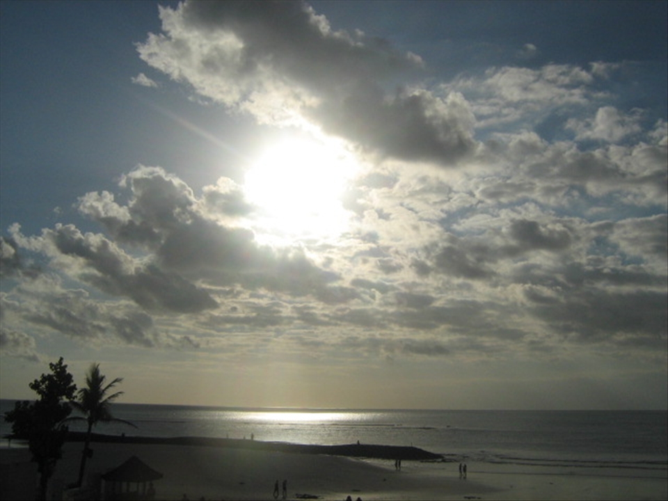 Its lunch time and I am heading off to the Ubud Monkey Forest in Bali.