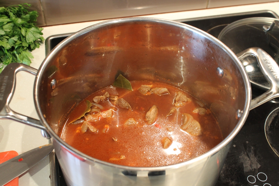 The soup ready to be slow cooked